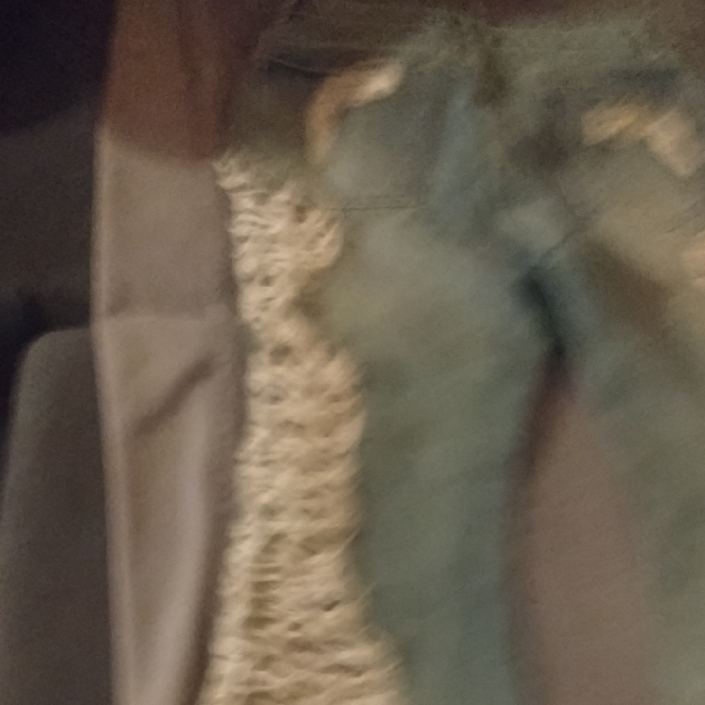 Distressed Blue Jeans - Picture 3 of 6